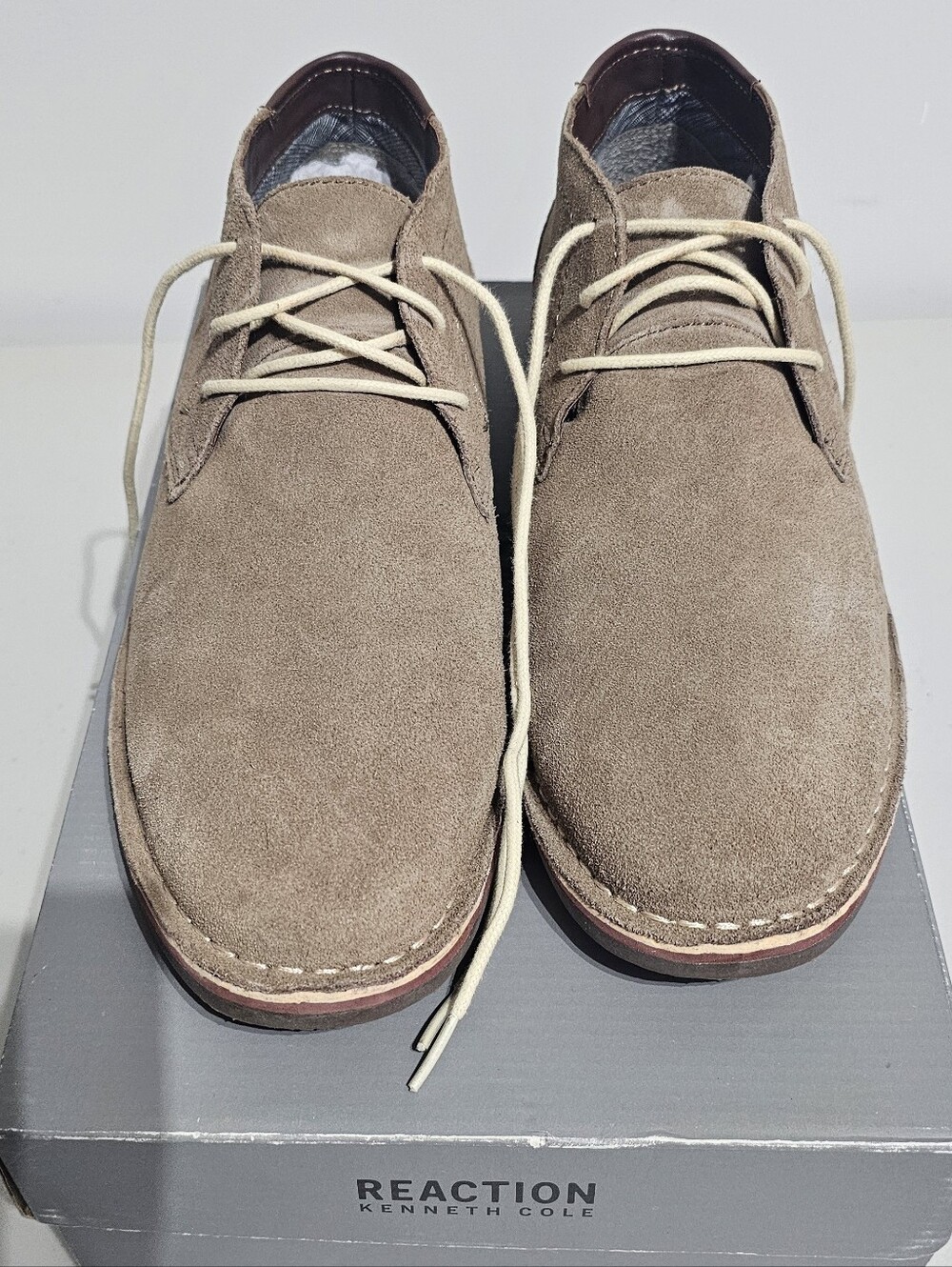Kenneth Cole Boot Size 11 Taupe Suede